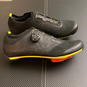 SoulCycle X Pearl Izumi, Legend 2.0 Cycling Shoes